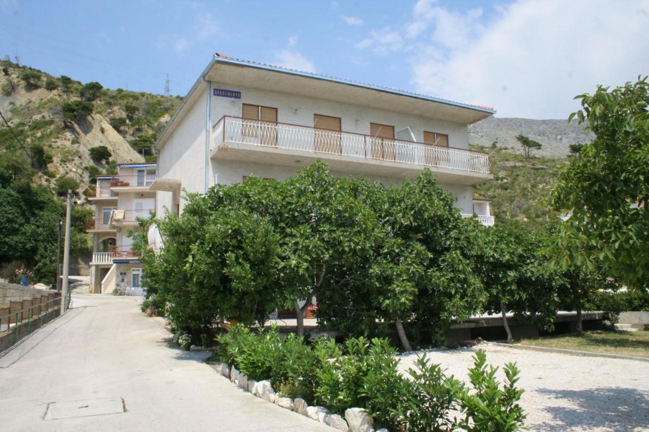 Apartments By The Sea Duce, Omis - 2731 ドゥギ・ラット エクステリア 写真
